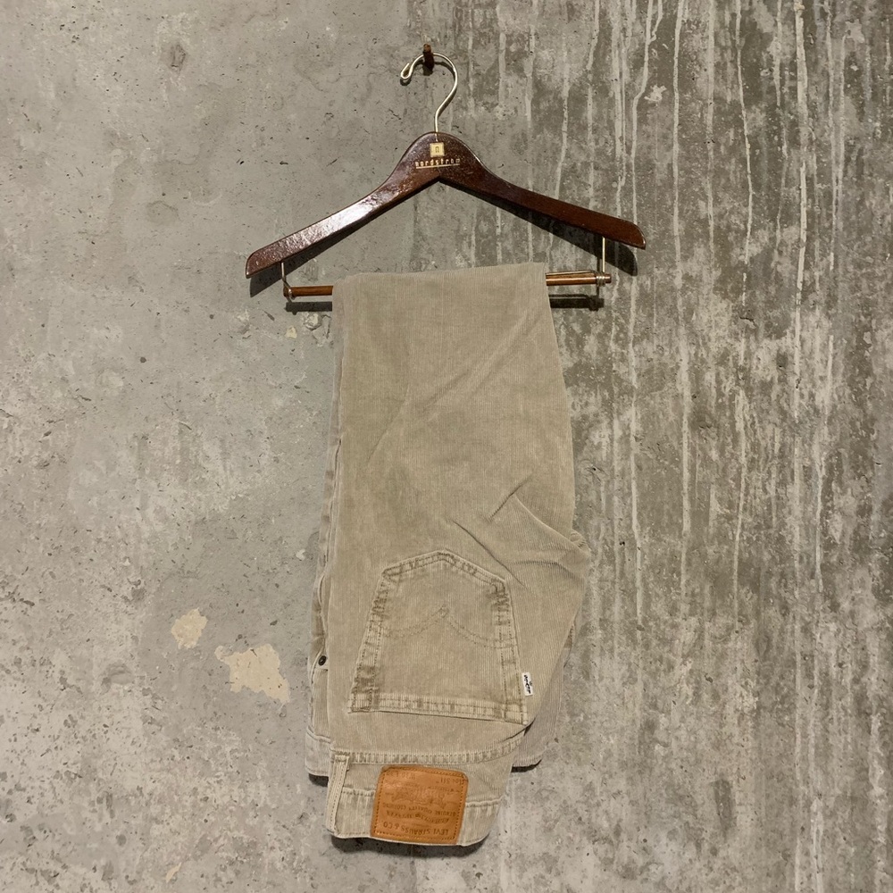 Tan Corduroy Levi’s